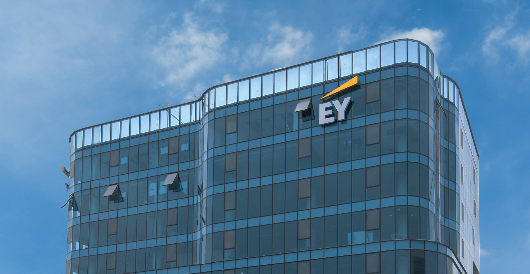 ERNEST & YOUNG (EY) OFFICE BUILDING – GHANA